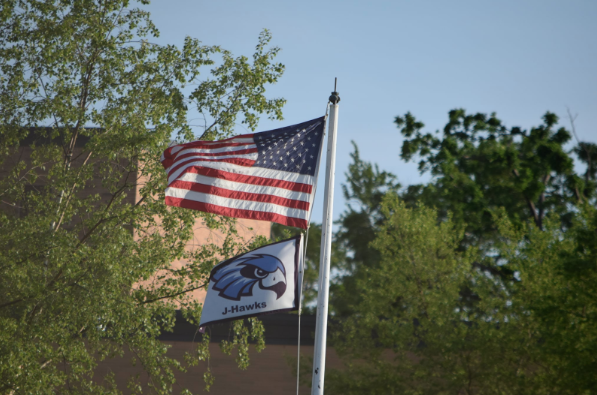 Picture of American flag and Jefferson HS flag