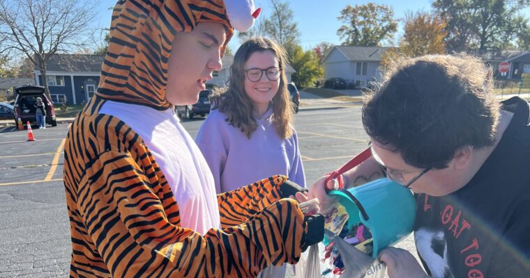 Best Buddies trunk or treat